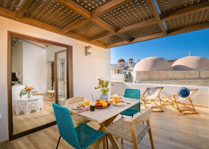 Casa Moazzo Suites And Apartments