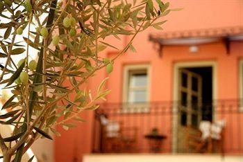 Casa Moazzo And 4* העיירה רתימנו